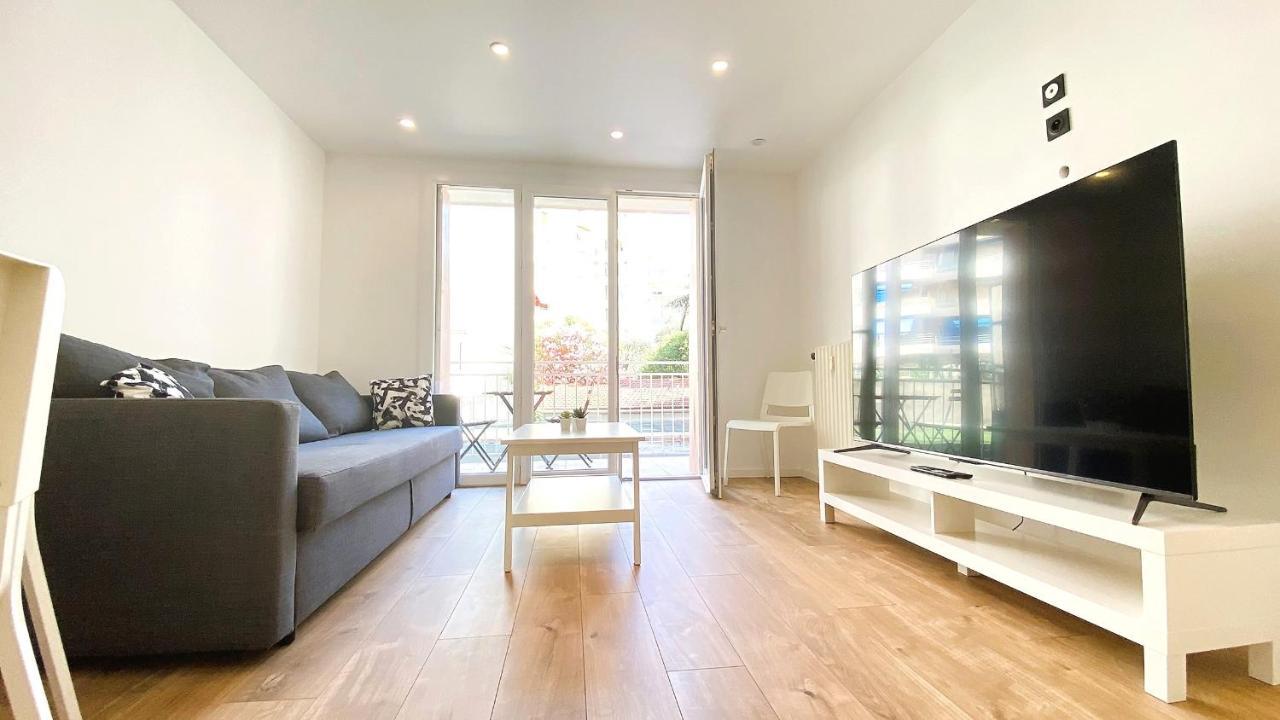Marie Antoinette - Appartement 2 Chambres, Centre Ville, Terrasse, Moderne อองทีบส์ ภายนอก รูปภาพ